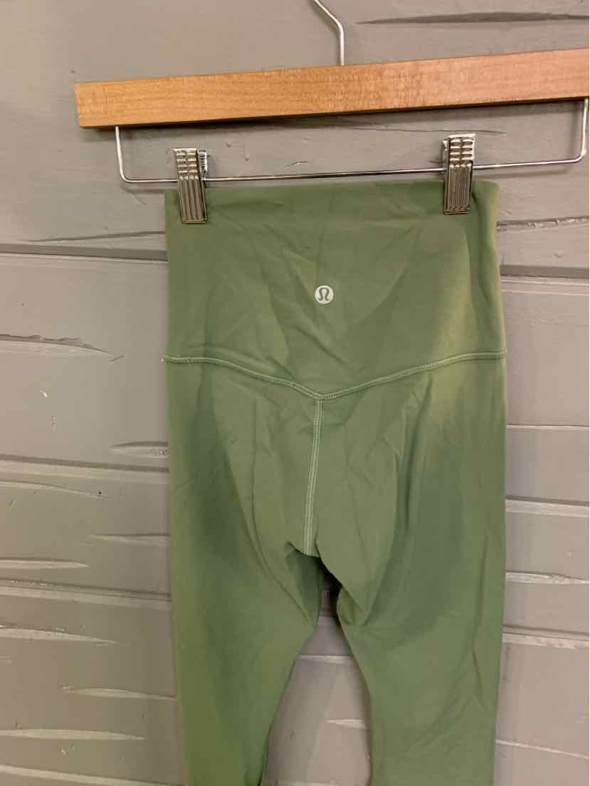W LULULEMON GR Size 0 AW