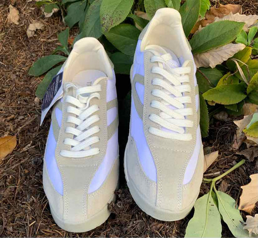 W TRETORN CR Size 8 SNEAKER