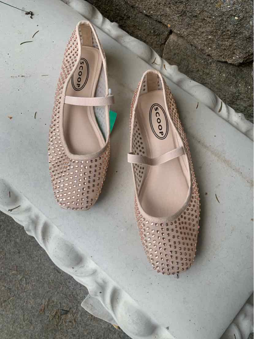 W SCOOP NUDE Size 7 SHOE