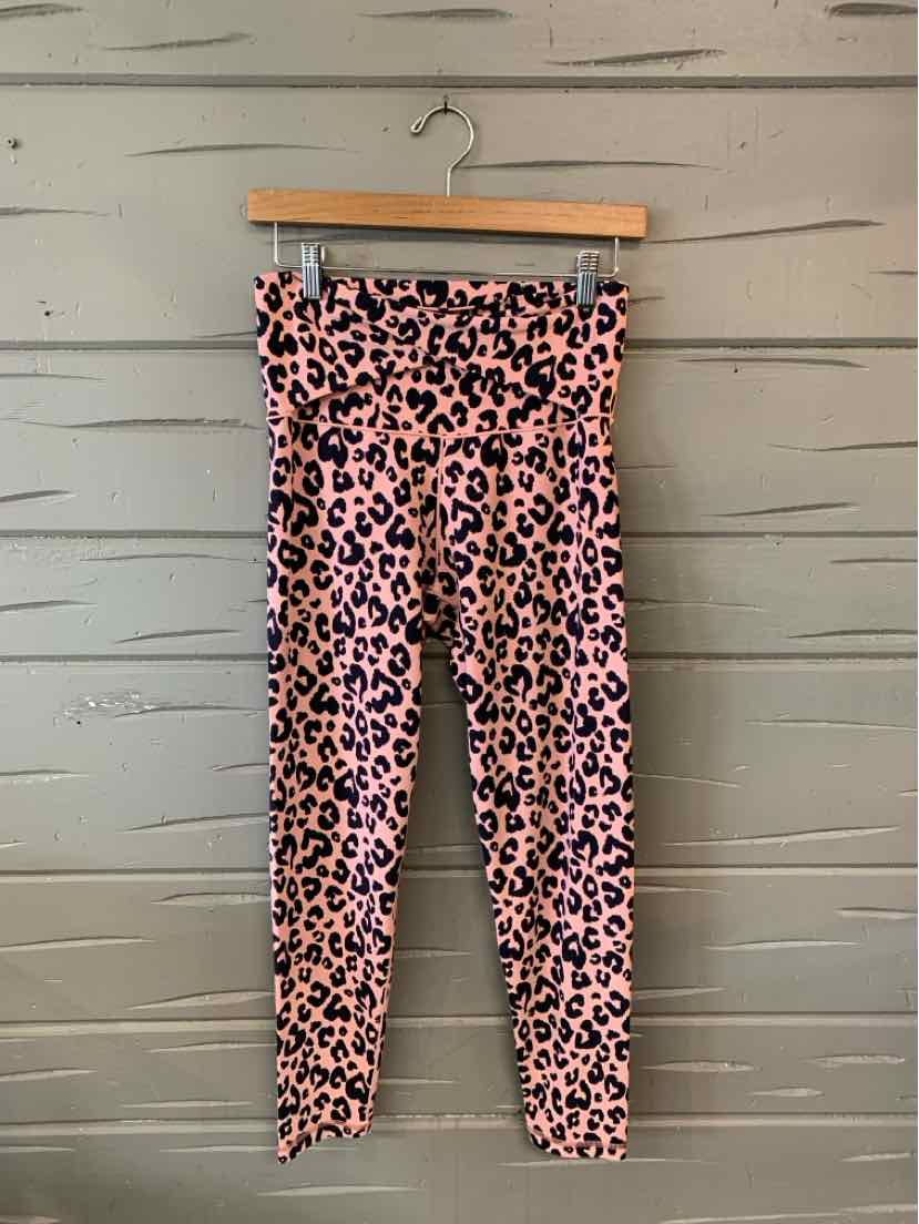 Pink leopard print leggings with high waist and full length in large size.