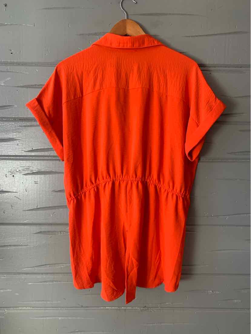 Bright red short-sleeve blouse with collar and cinched waist, size 1X.
