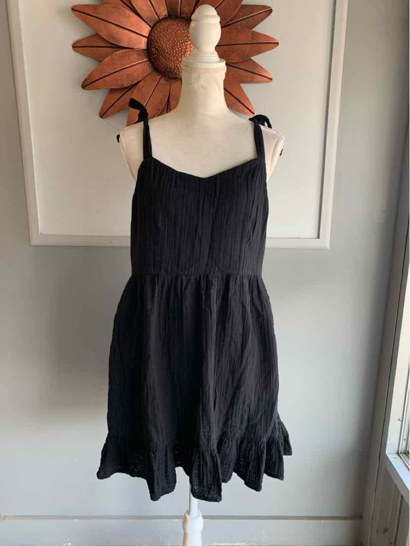 W OLD NAVY BK Size LG DR