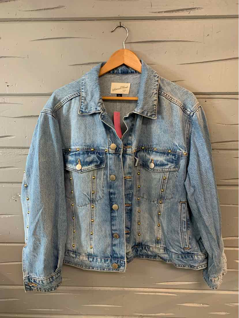 W UNIVERSAL THREAD BL Size XXL OW