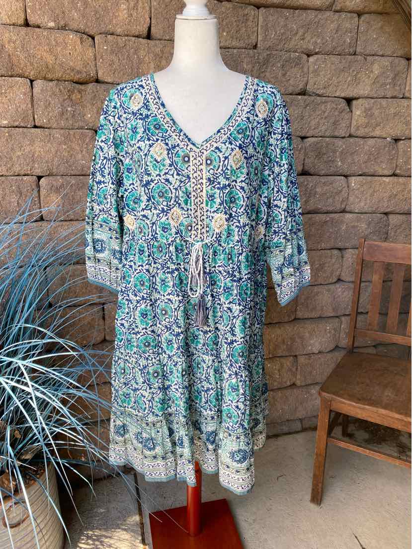 Light blue paisley patterned soft fabric dress with V-neck, 3/4 sleeves, and drawstring waist in size XL.