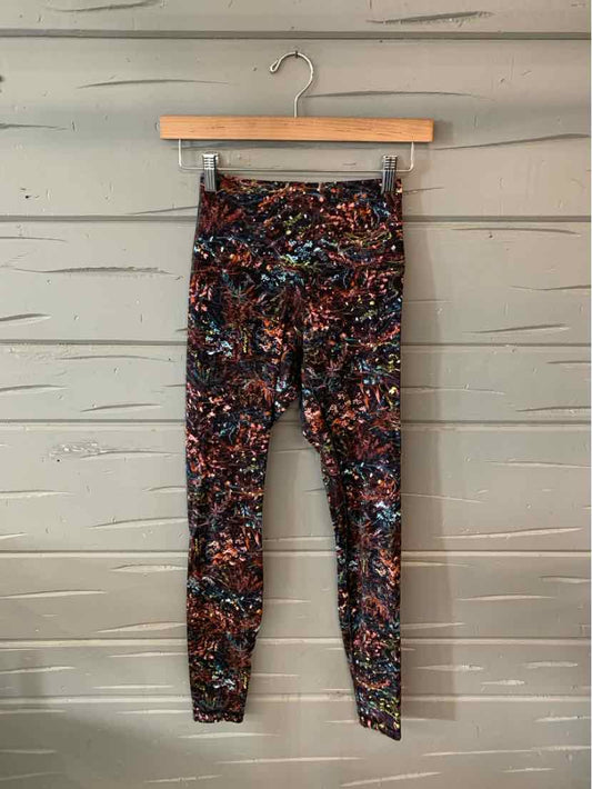 W LULULEMON MULTI Size 4 AW