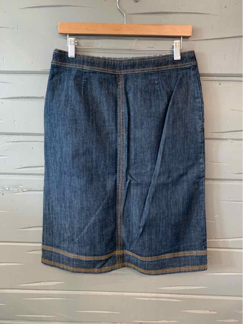 Dark blue denim skirt with straight cut and contrast stitching on hem and waistband.