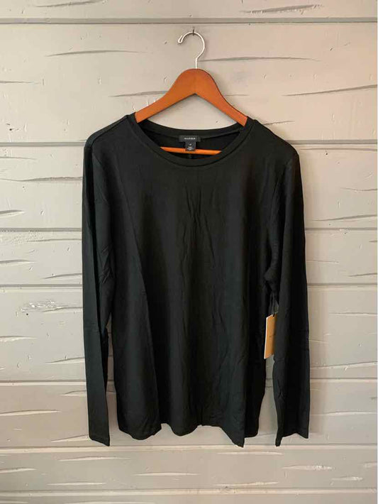 Black long-sleeve crew neck shirt in size XL with a relaxed fit on a wooden hanger.