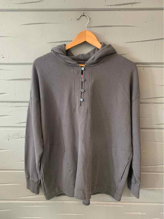 Gray long-sleeve pullover hoodie with half-button placket and kangaroo pocket, size XS.