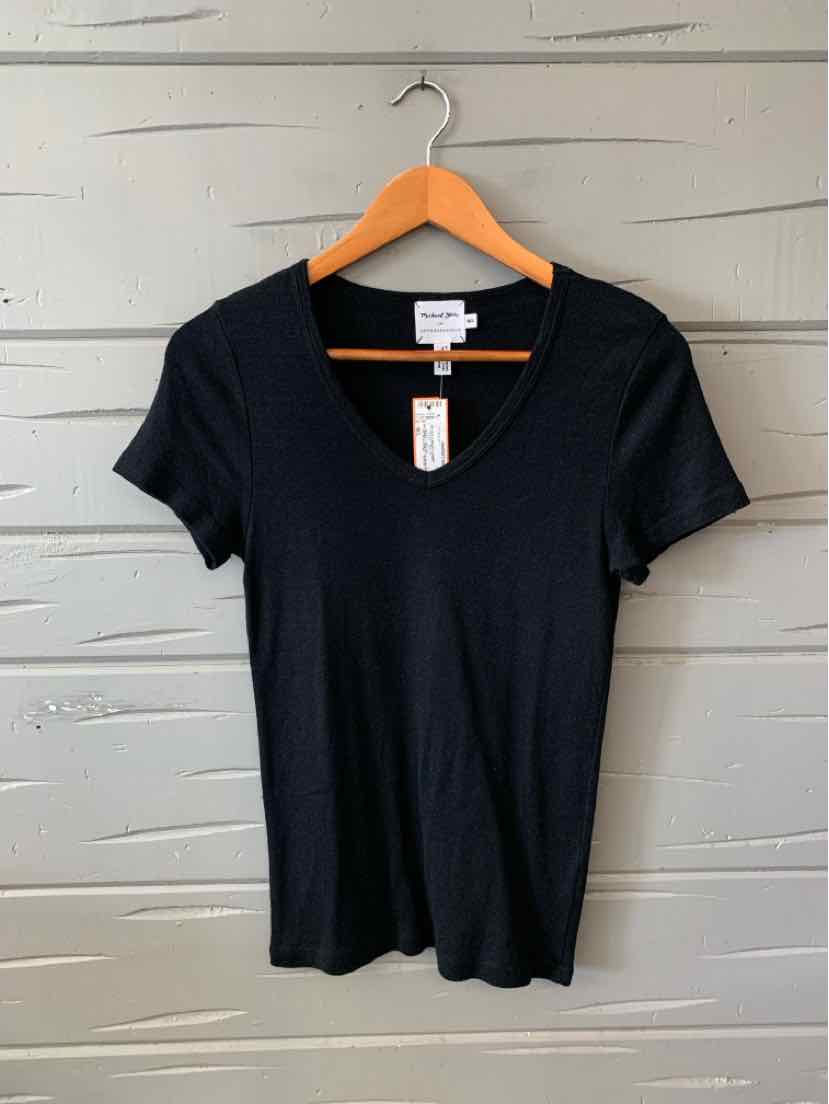 Black short-sleeve V-neck fitted T-shirt in medium/large size on wooden hanger.
