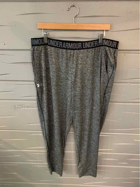 W UNDER ARMOUR GY Size XL AW