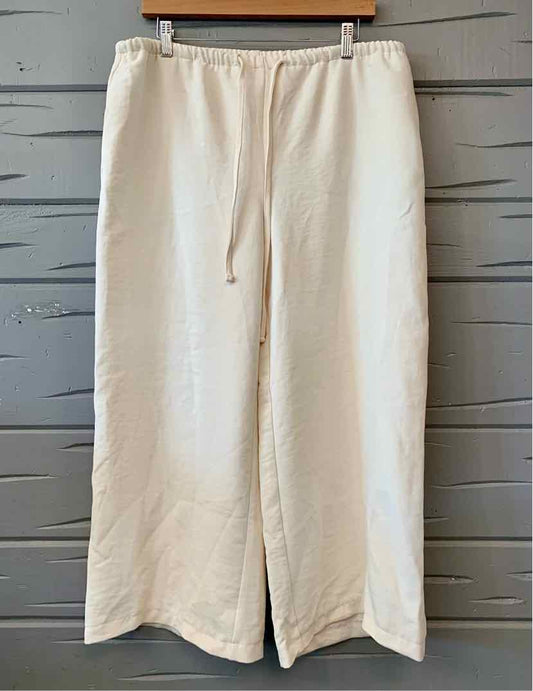 W CHRISTIAN LACROIX CR Size MED P