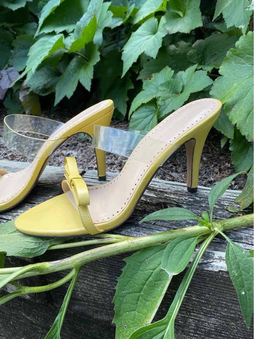 W ADRIENNE VITTADINI YW Size 10 SHOE