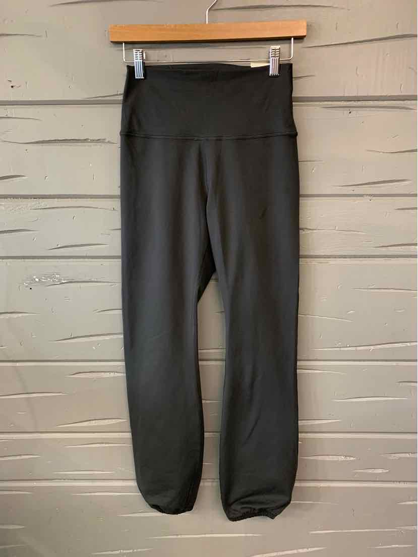 W OFFLINE GY Size MED AW