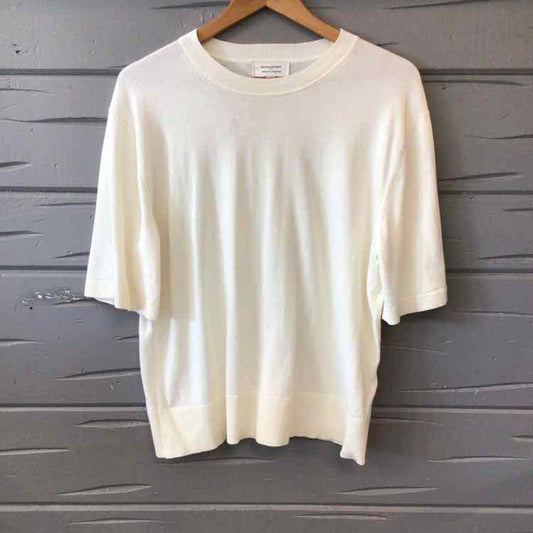 W BANANA REPUBLIC CR Size MED T