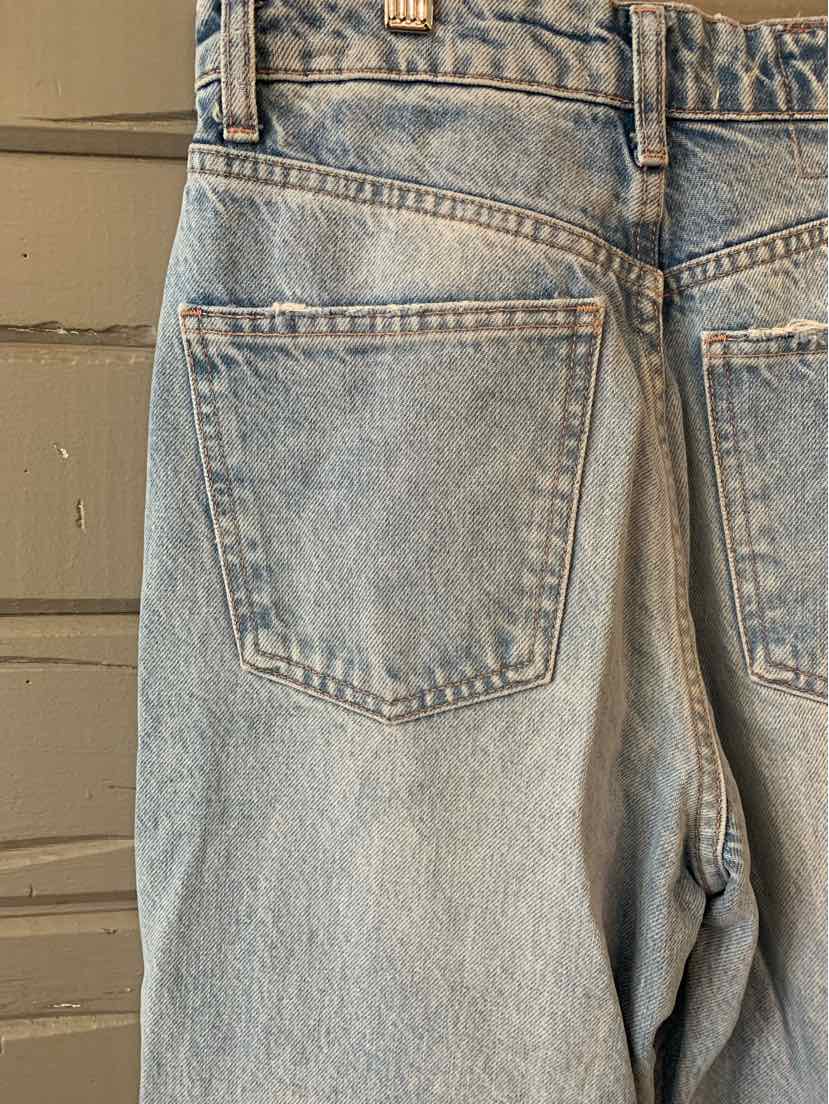 W ZARA BL Size 4 J