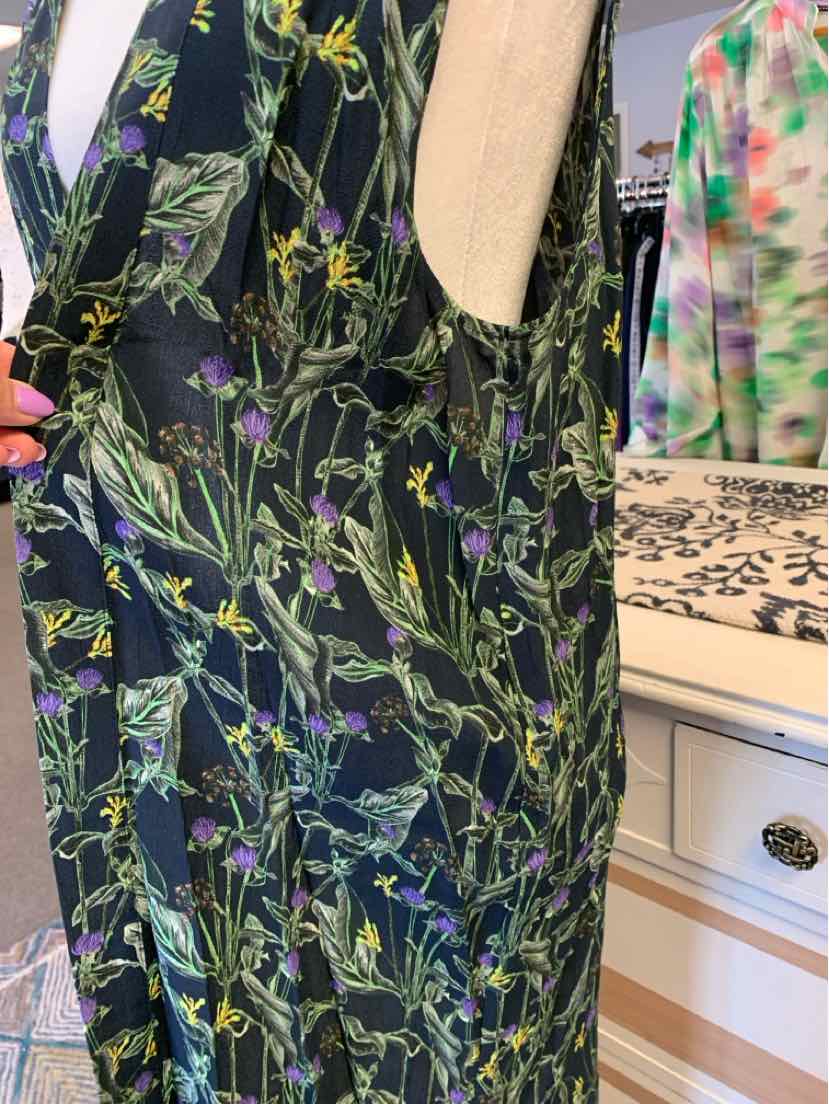 W TOPSHOP NY Size 6 V