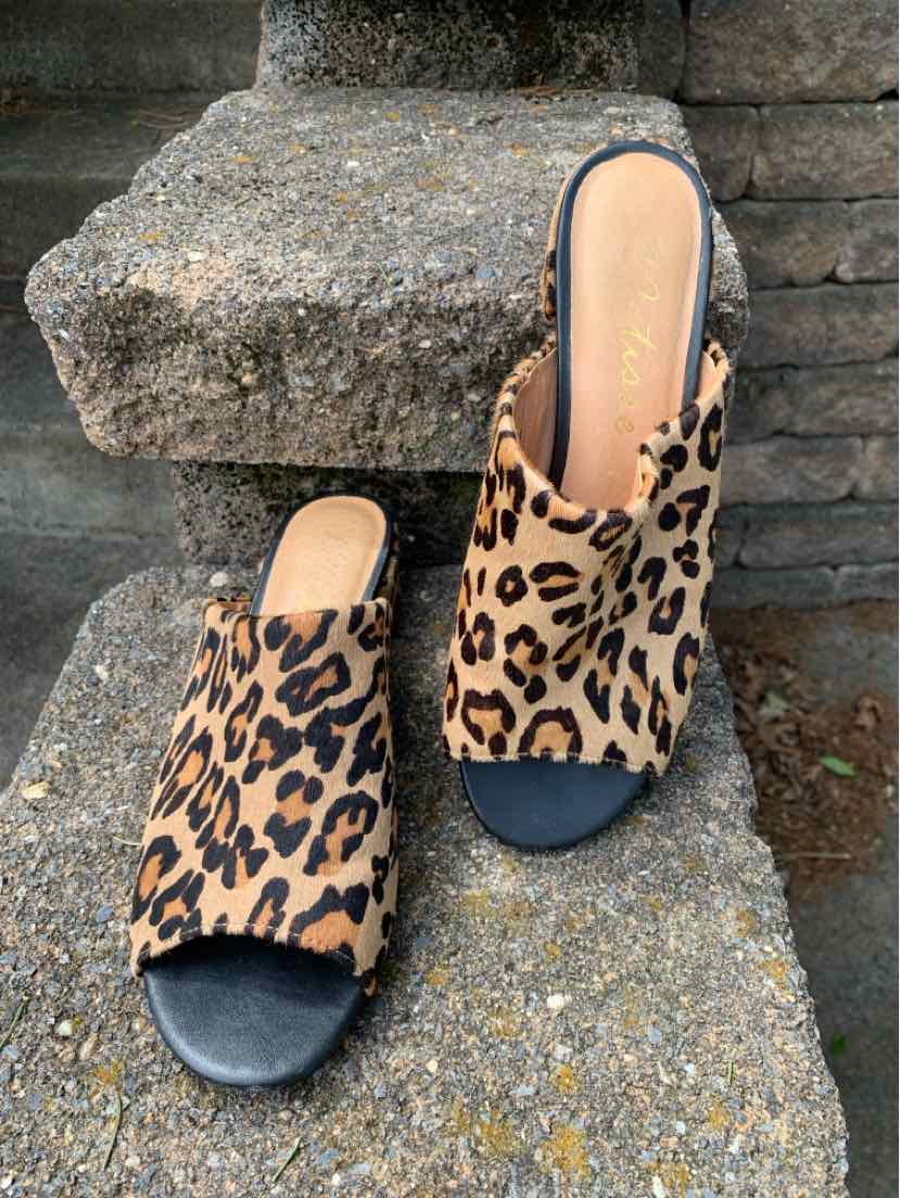 W MATISSE BK Size 8.5 SANDAL