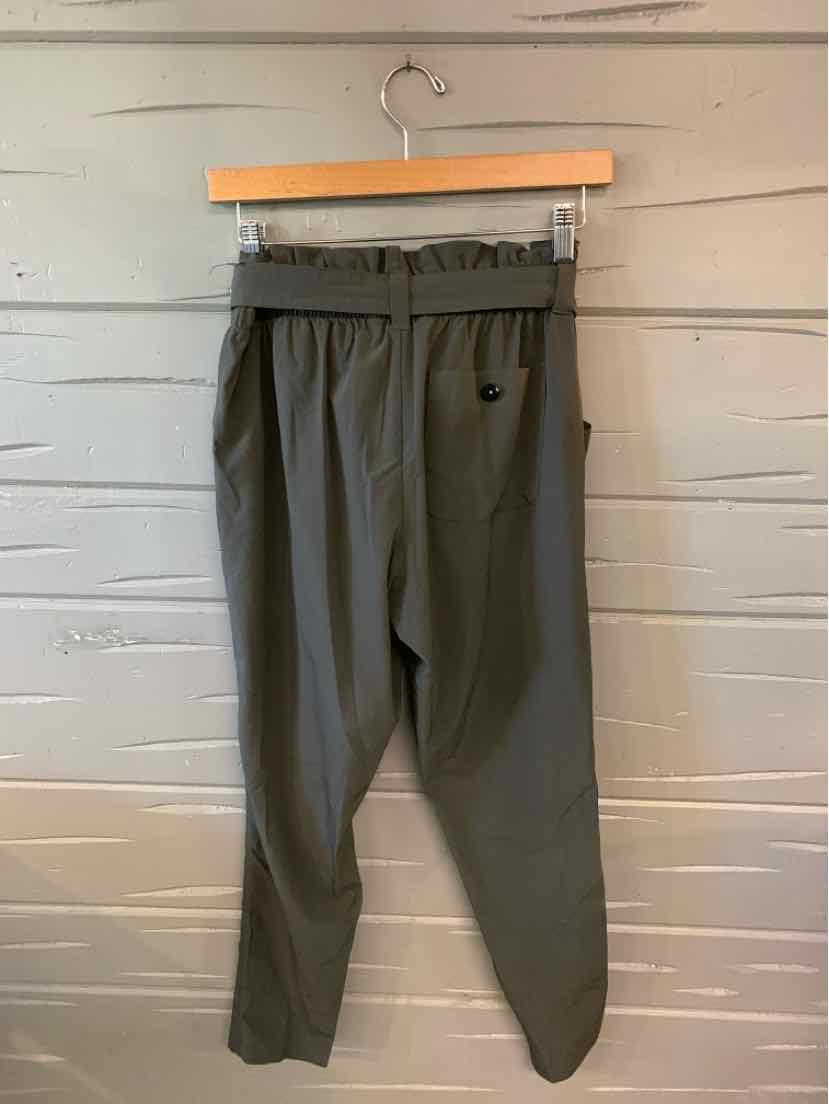 W ATHLETA GY Size 4 AW