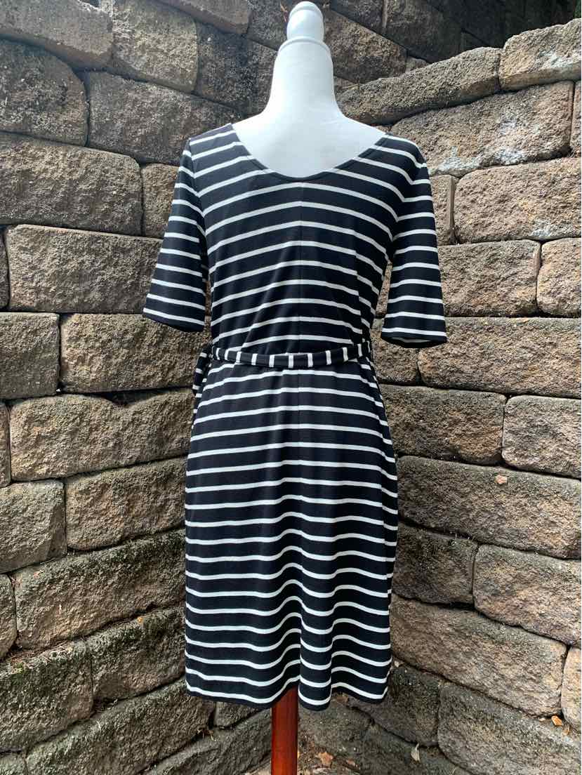 W BANANA REPUBLIC BK Size SM DR