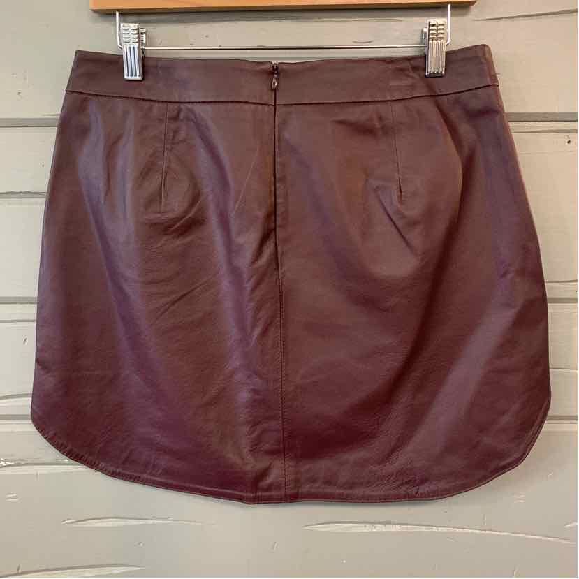 W BB DAKOTA BURG Size 6 SK
