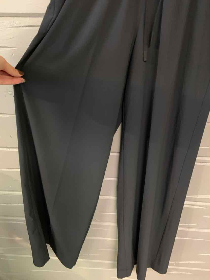 W ALL IN MOTION BK Size XS AW