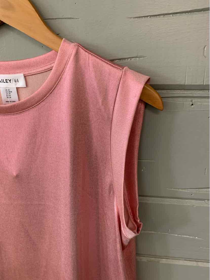 W BAILEY 44 PK Size MED T