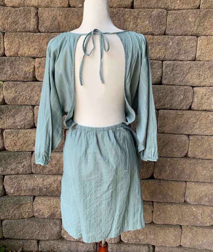 W LOFT BEACH GR Size LG DR
