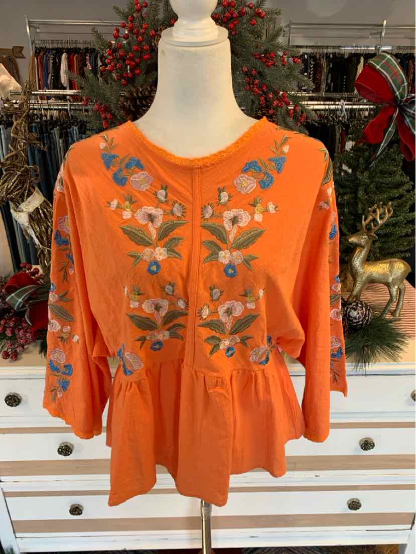 W NO LABEL OR Size SM T