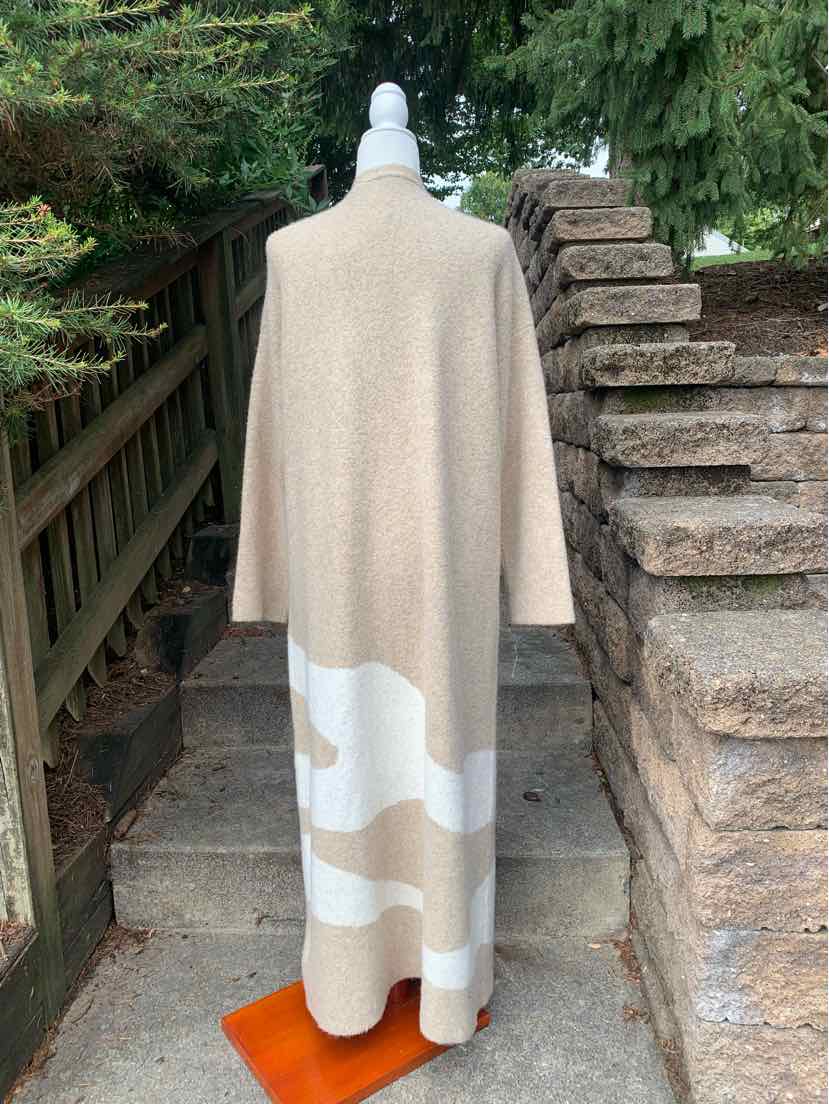 W DESIGNERS SOCIETY TAN Size SM SW