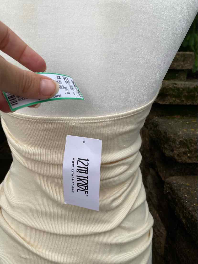 W 12TH TRIBE CR Size XS DR