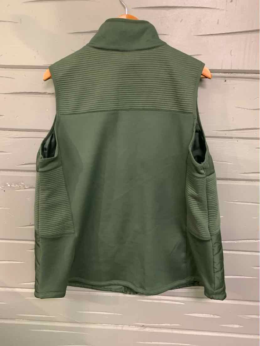Olive green sleeveless fleece vest with high collar and large side pockets in 2X size.