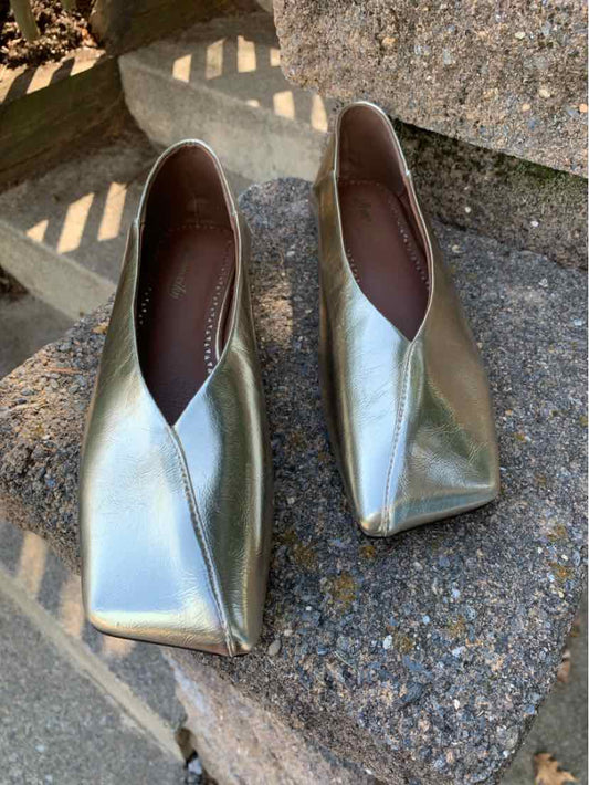 W ROMOXIKN GD Size 9 SHOE