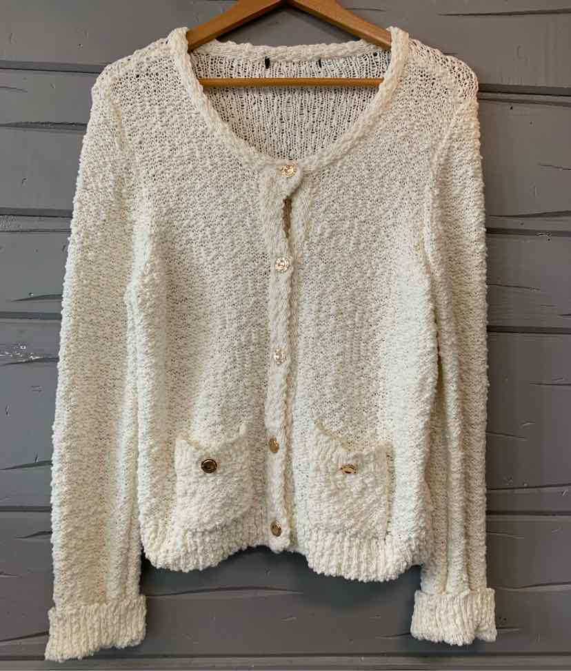 W NO LABEL WH Size LG SW