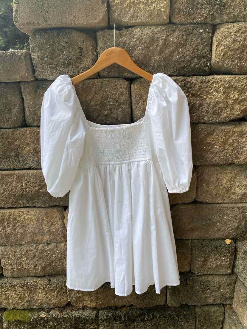 W ABERCROMBIE AND FITCH WH Size SMALL PETITE DR