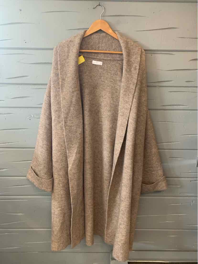 Beige oversized open-front cardigan with long sleeves and soft knit fabric in XL size.