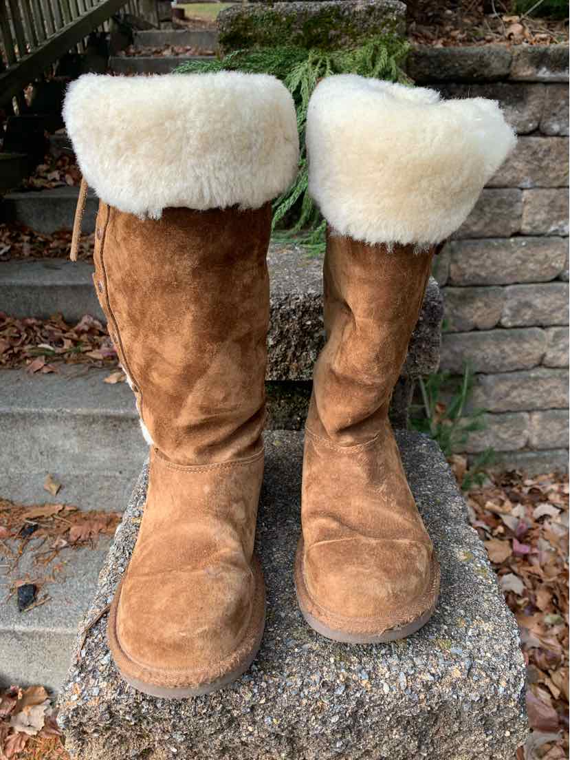 W UGG BR Size 5 BOOT