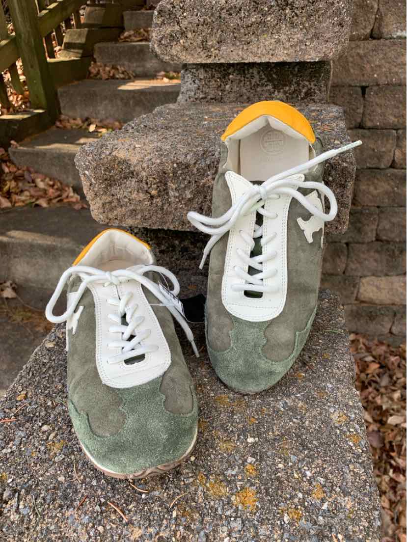 W TORY BURCH GR Size 8.5 SNEAKER