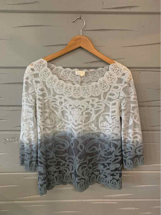 W MEADOW RUE GY Size SM T