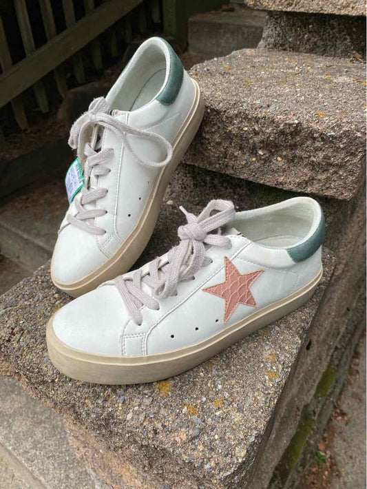 W SHU SHOP WH Size 9 SNEAKER