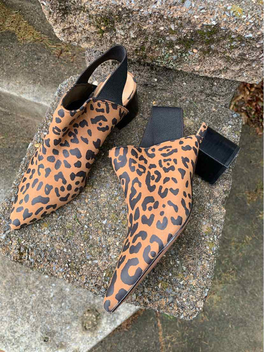 W SCHUTZ TAN Size 38 SHOE