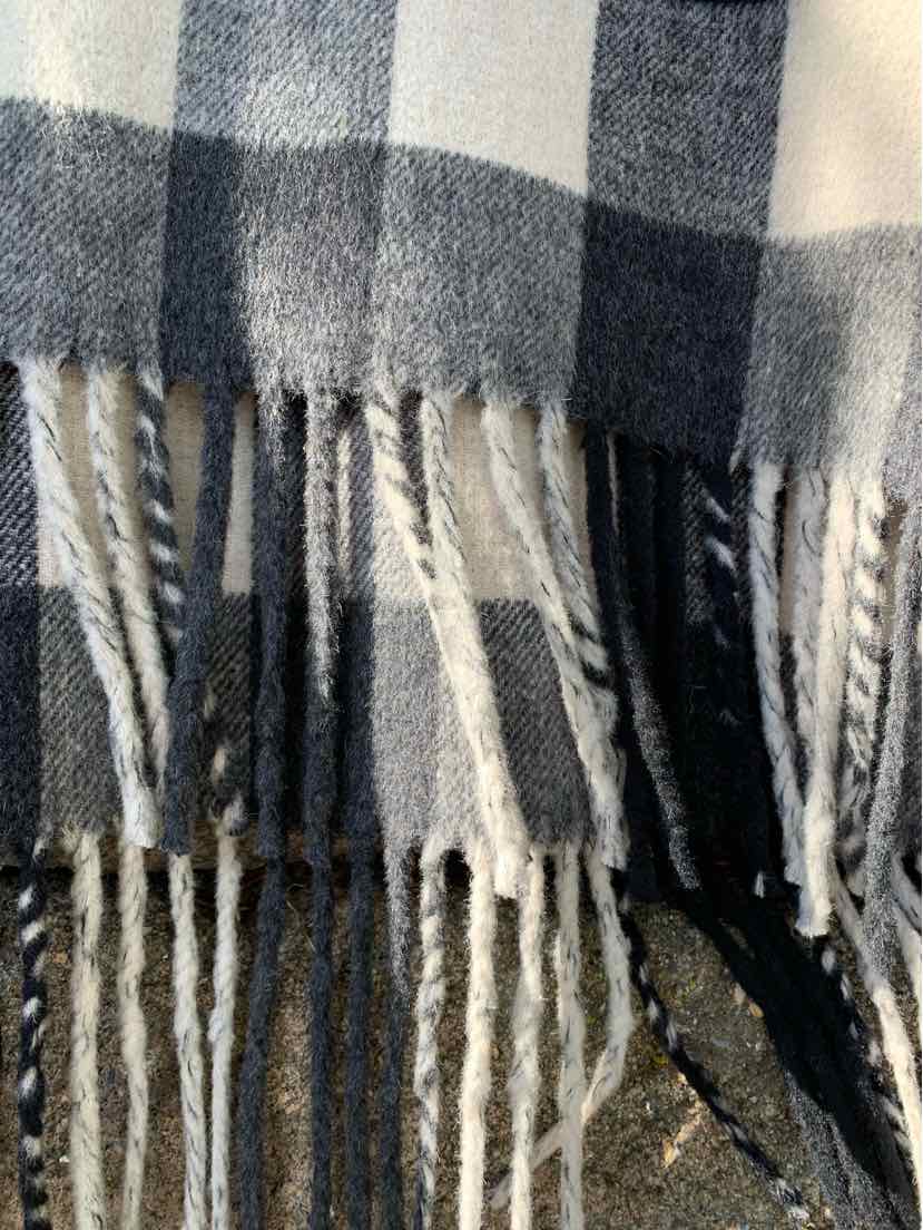 W ZARA BK Size MED OW