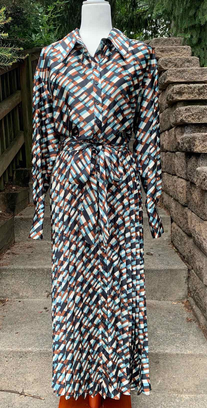 W ELOQUII BR Size 16 DR
