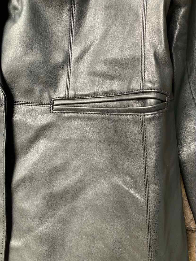 W ANN TAYLOR BK Size 4 BLZ