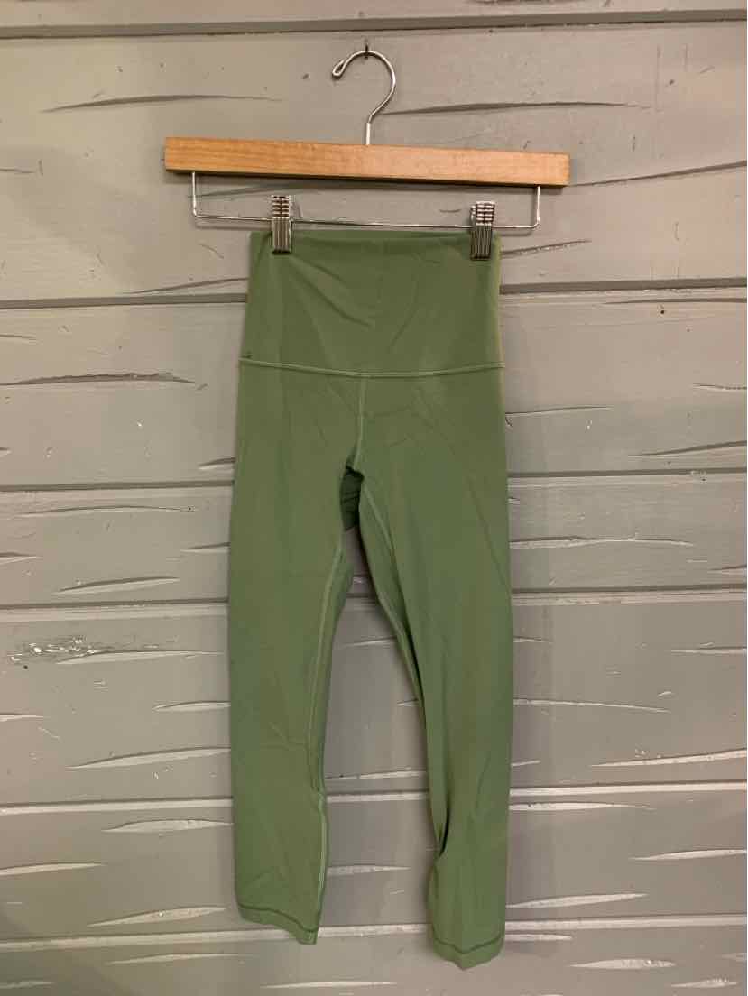 W LULULEMON GR Size 0 AW