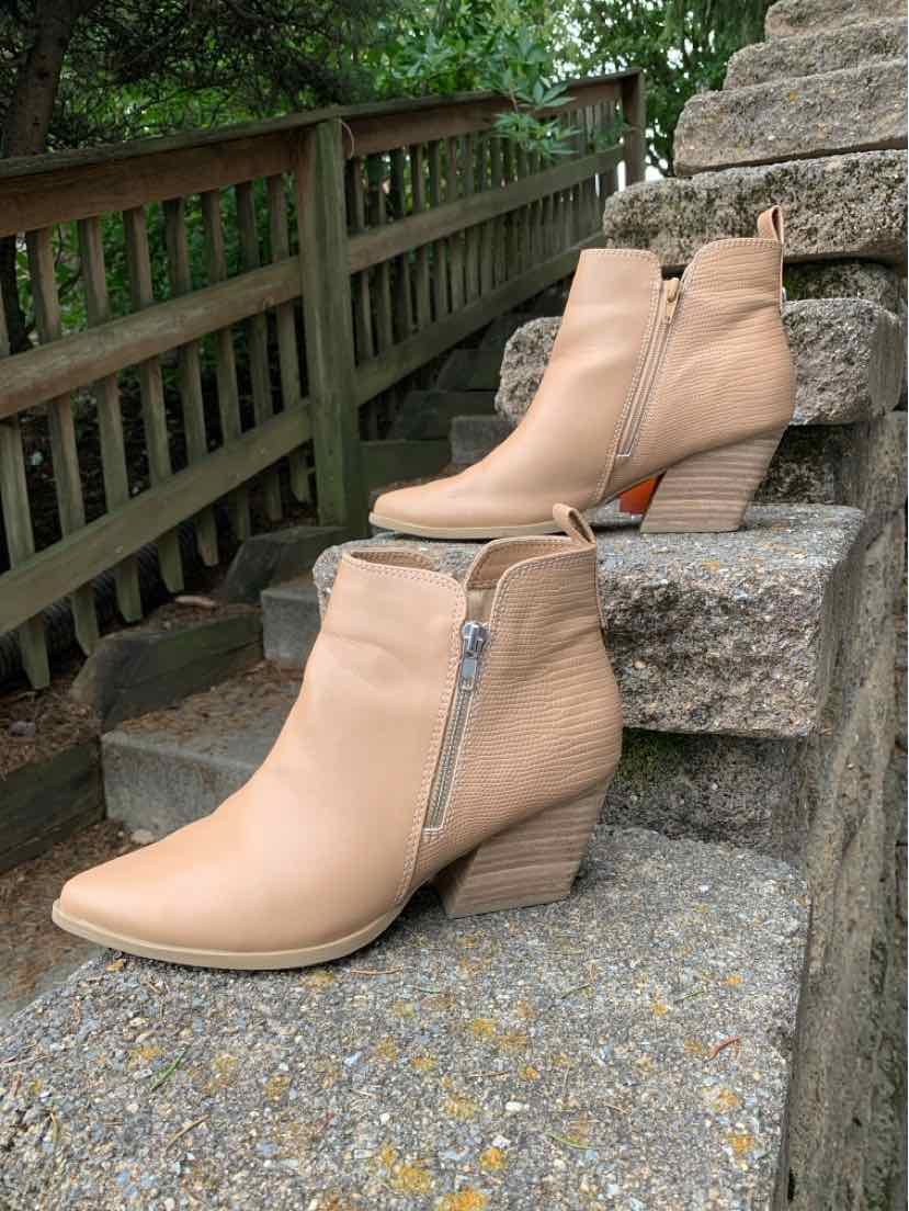 W DOLCE VITA TAN Size 9 BOOT