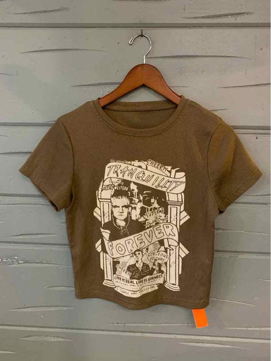 Brown short-sleeve crop top with white vintage graphic print and crew neckline.