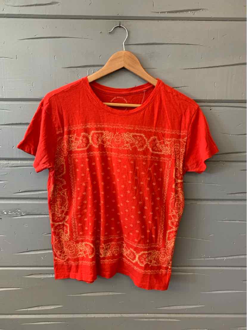 Red short-sleeve Lucky Brand T-shirt with paisley pattern and crew neckline in medium size.