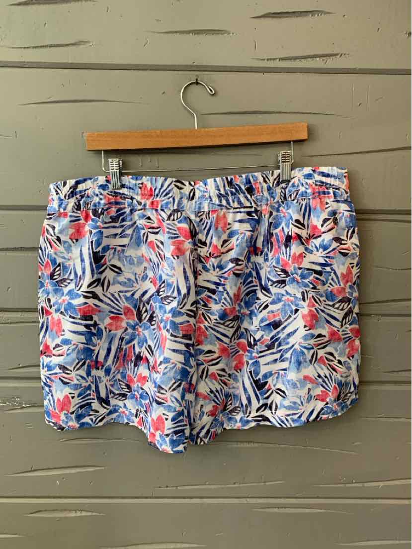 Men’s XL Tommy Bahama shorts with a multicolor tropical leaf pattern in blue, red, and white.