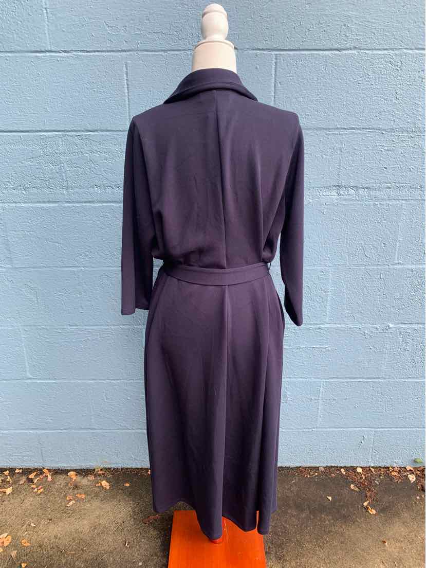 W LANE BRYANT NY Size 18/20 DR