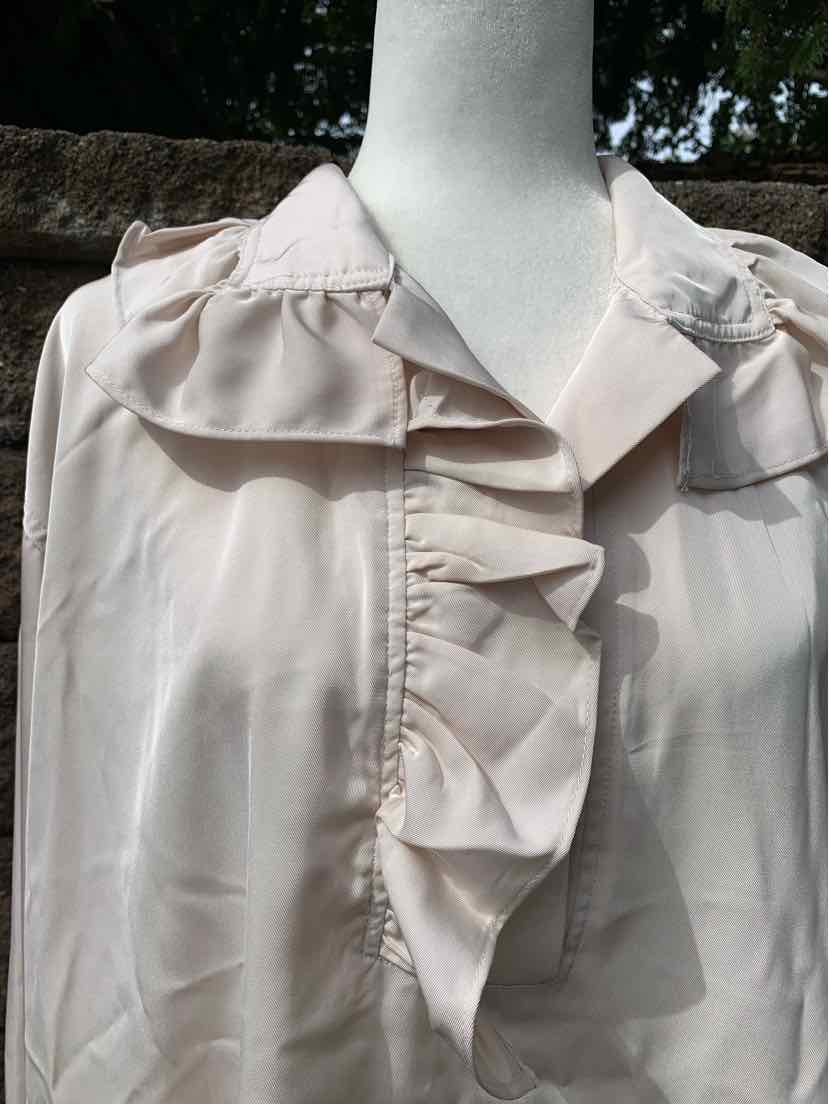 W H&M CR Size MED T